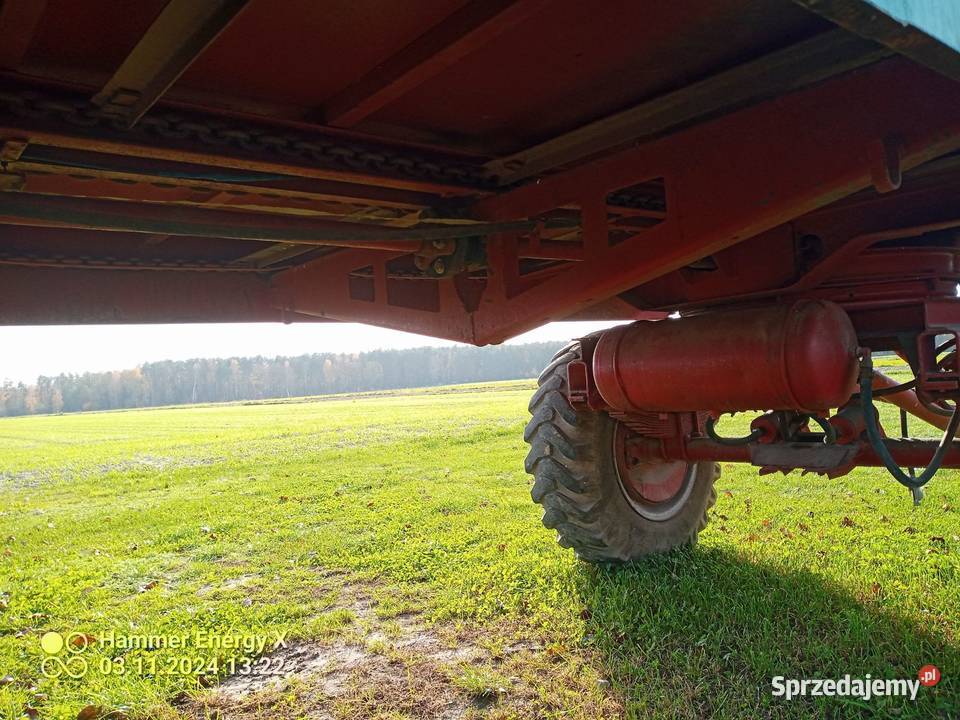 rozrzutnik 8 tonowy Rozrzutniki obornika Brzeźnica