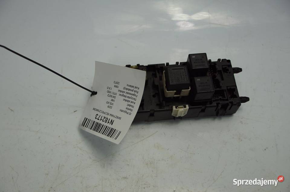 SKRZYNKA BEZPIECZNIKÓW VOLVO V40 kujawsko-pomorskie Lipno