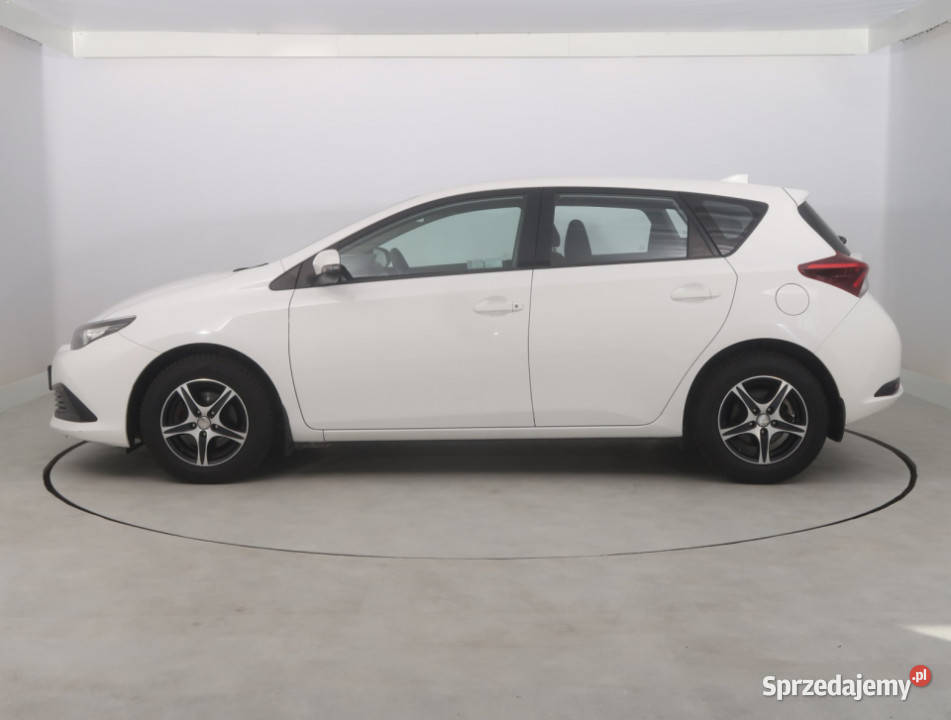 Toyota Auris 13 Dual VVTi wielofunkcyjna kierownica Bielany Wrocławskie