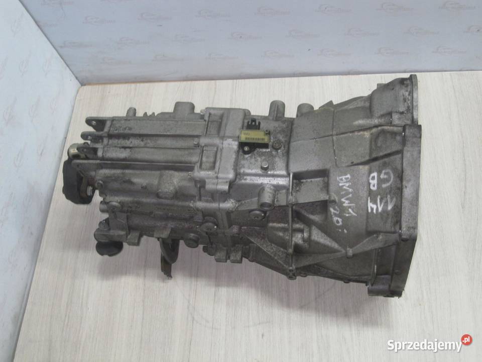 BMW E90 E87 20 B 122 11R 152 N43B20A SKRZYNIA świętokrzyskie