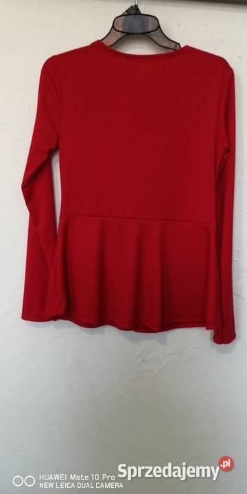 Damska bluzka z dekoltem