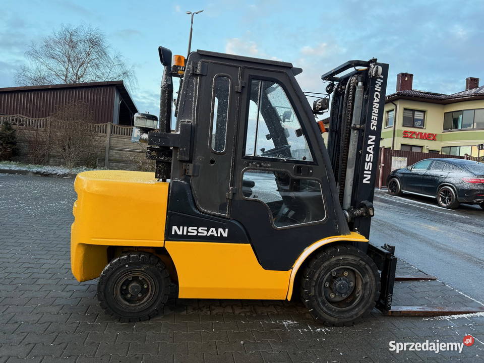 wózek widłowy diesel NISSAN FD32 3200 330m Działoszyn sprzedam