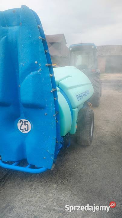 Opryskiwacz sadowniczy Berthoud fructair 1500l Lipsko sprzedam