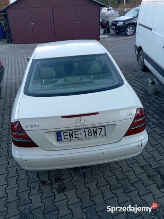 Mercedes W211 Biały 27 do jazdy Pozostałe