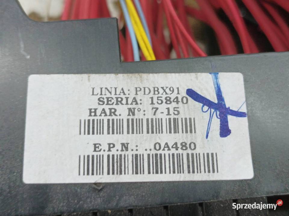SKRZYNKA BEZPIECZNIKÓW 8200393836D Renault osobowe