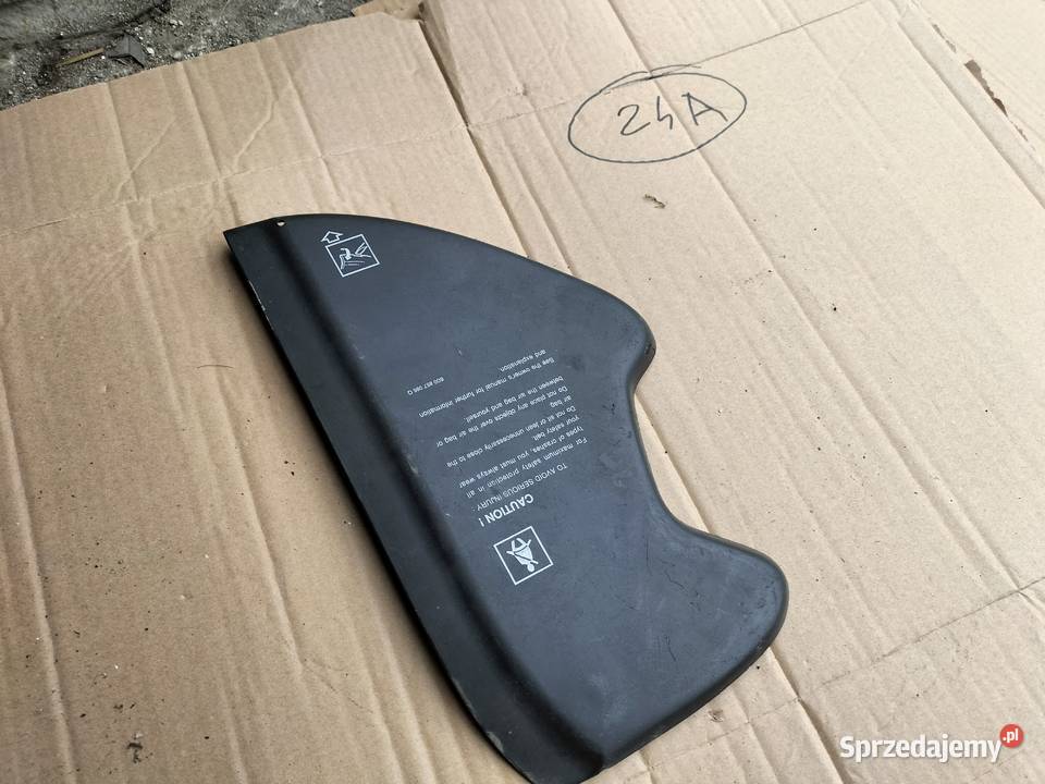 Audi A4 B5 8D0857086 TRÓJKĄT OSŁONA DESKI Kamień-Kolonia