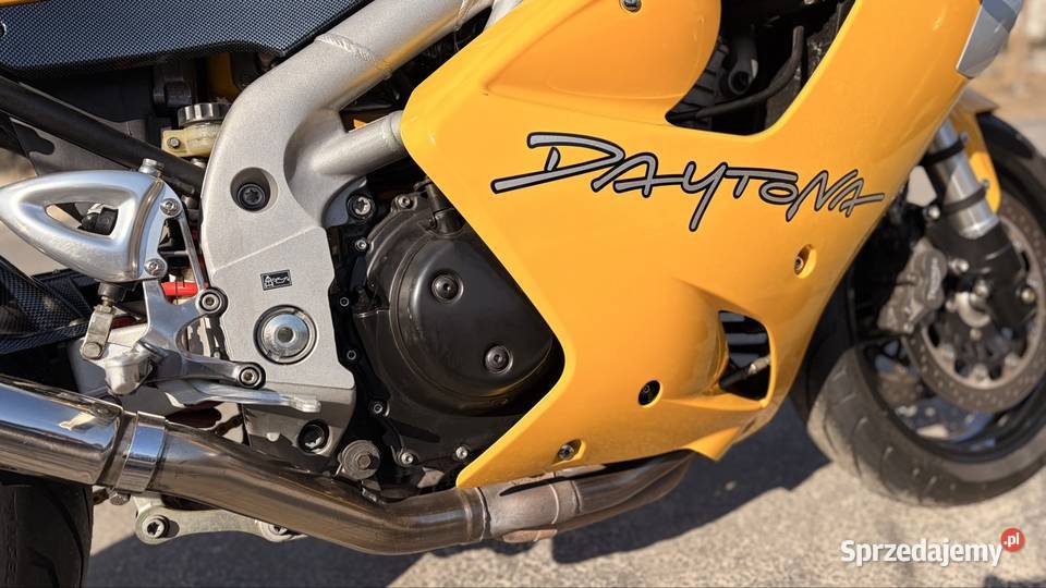 Triumph Daytona 955i benzyna wielkopolskie Poznań