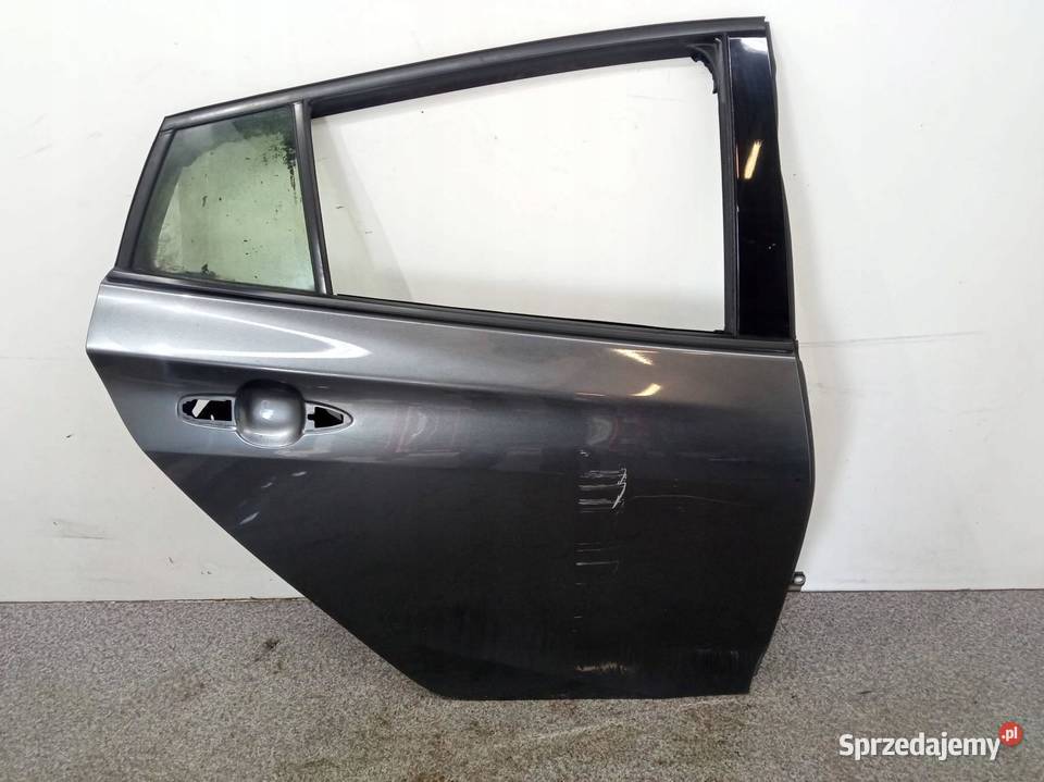 DRZWI PRAWE TYŁ 1G3 PLUGIN Toyota Prius IV 2015 świętokrzyskie sprzedam