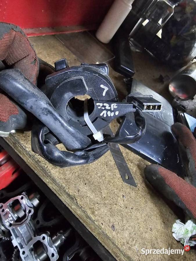 Kawasaki ZZR 1100 przełącznik lewy świateł Jelenia Góra