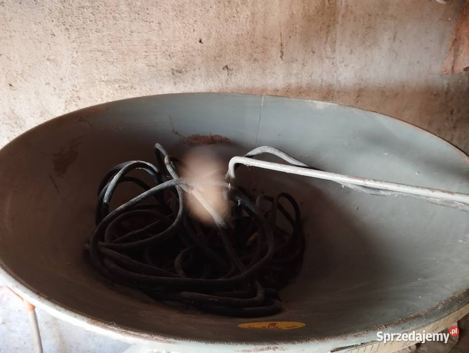 Śrutownik bąk mało używany sprzedam