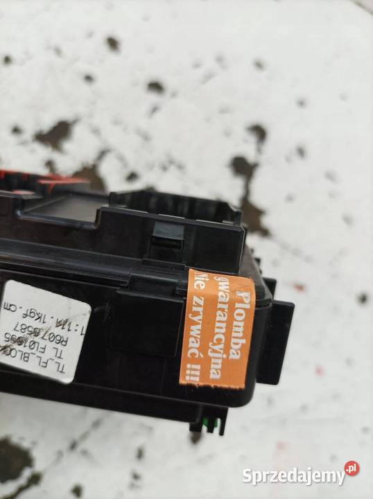 SKRZYNKA BEZPIECZNIKÓW 91951D3240A 16 CRDI 136