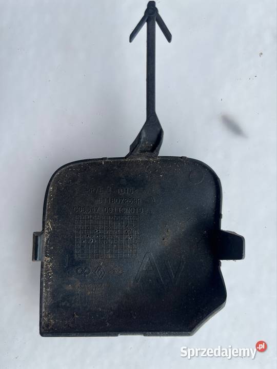 RENAULT CAPTUR ZAŚLEPKA HAKA ZDERZAKA PRZÓD