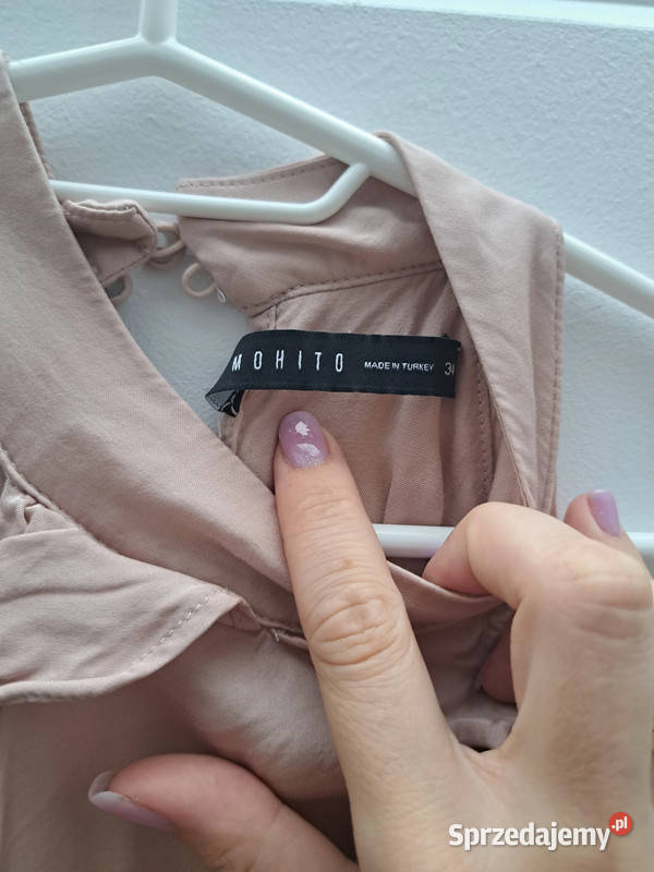 Mohito Pudrowa bluzka z odkrytymi ramionami i Rozmiar 34(XS) Trąbki Wielkie sprzedam