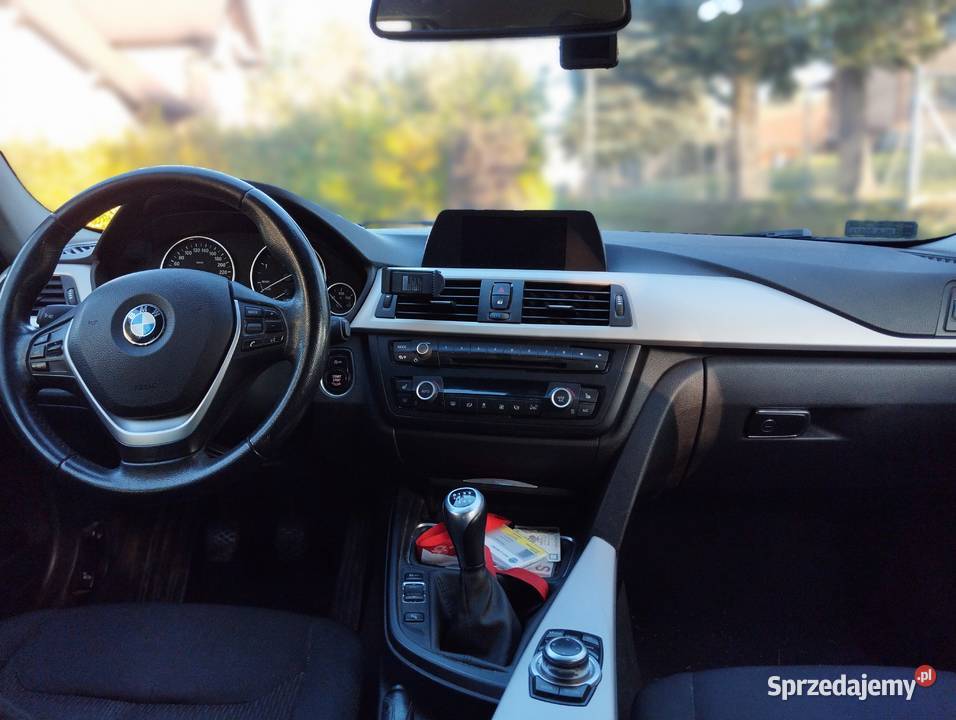 BMW seria 3 F31 2015r 318d hak Kosina
