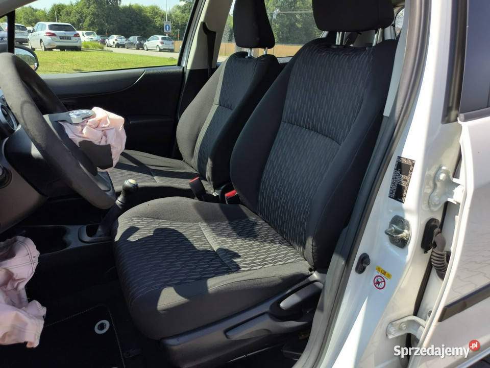 Toyota Yaris 10 benzyna 70 5DRZWI EKONOMICZNY Kęty