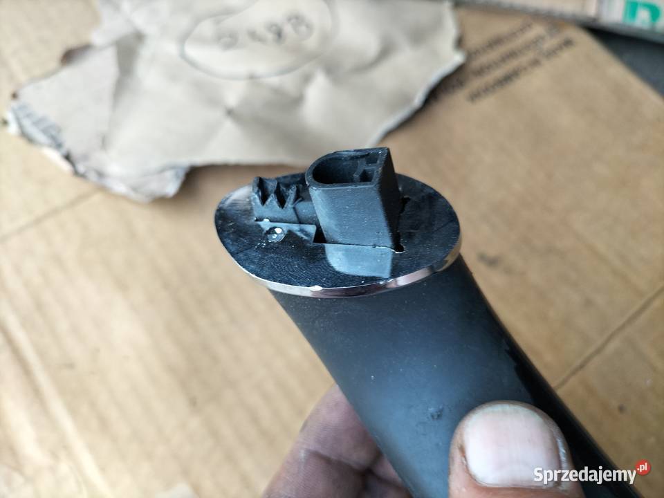 PEUGEOT 407 SW UCHWYT BOCZKA DRZWI TYŁ LEWY osobowe Kamień-Kolonia