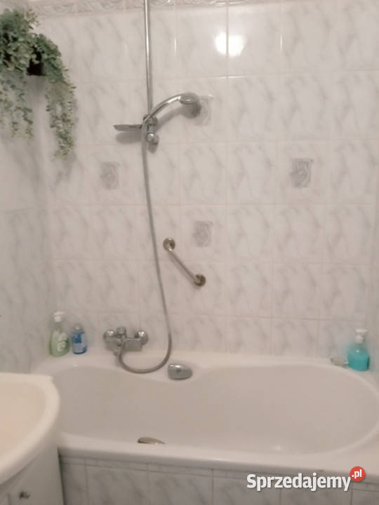 Mieszkanie na sprzedaż 62 m2 4 pokoje 3 piętro