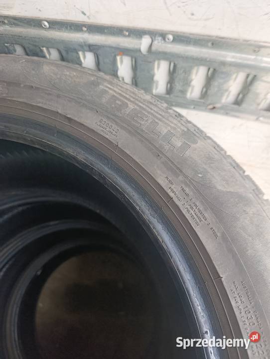 25555R20 Opony Zima 4 PIRELLI 2555520 SCORPION