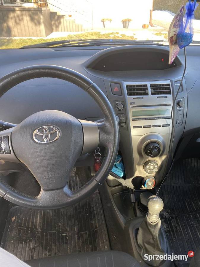 Toyota Yaris łódzkie Piotrków Trybunalski sprzedam