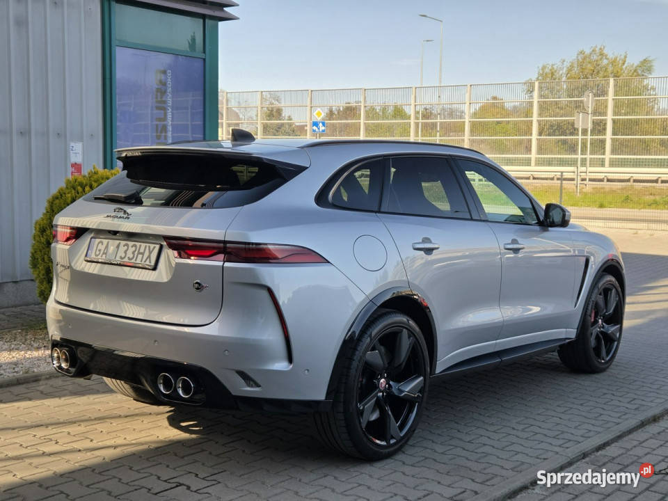 Jaguar FPACE SVR 50 V8 Supercharged 550