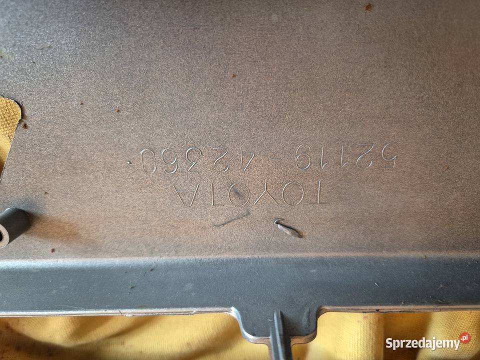 Zderzak przedni Toyota Raw4 II lift dolnośląskie Chwałów