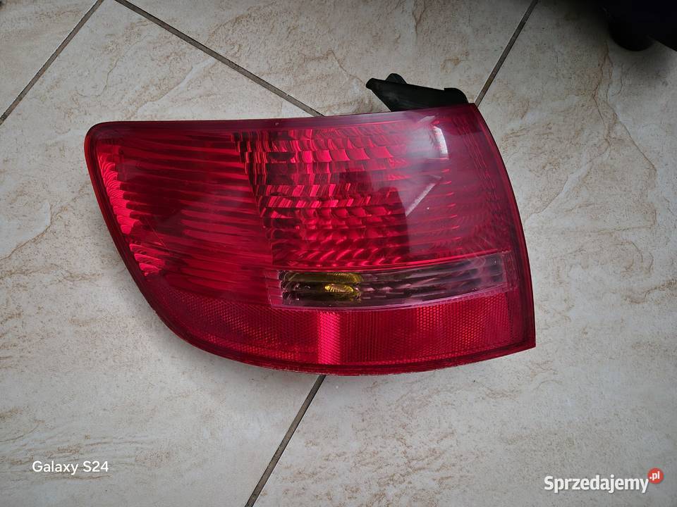 Lampa lewy tył AUDI A6 C6 AVANT lewe Krapkowice