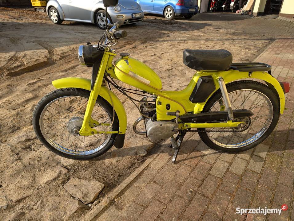 Komar 2350 produkcji 1978 Świecie