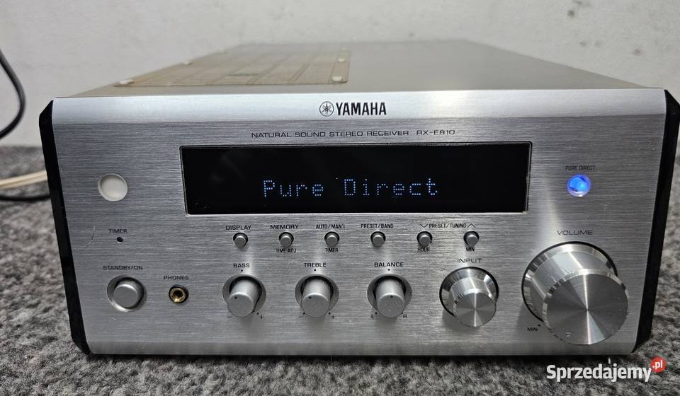 Wzmacniacz Amplituner stereo Yamaha RXE810 Amplitunery