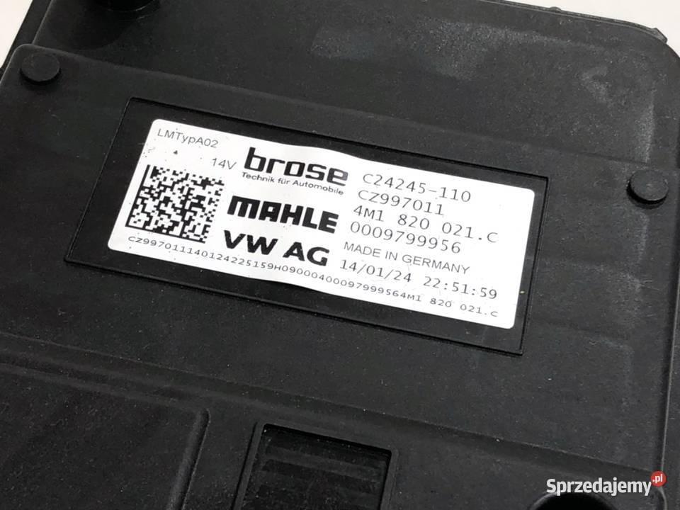 DMUCHAWA NAWIEWU AUDI A4 B9 4M1820021C Dmuchawy sprzedam