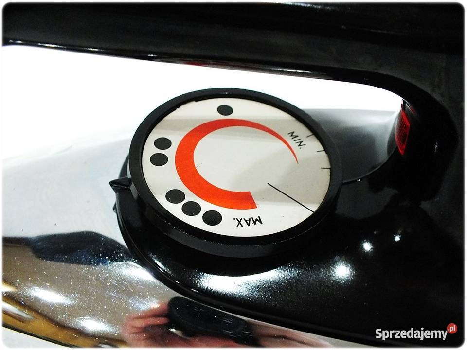 Solidne Żelazko Retro z GDR czasy komunizmu