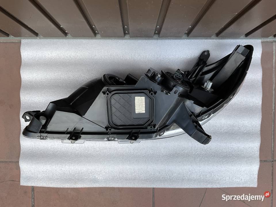 LAMPA PRAWA TOYOTA SIENNA 2011 Pleszew