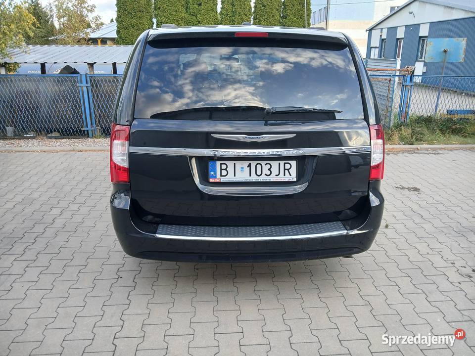 Chrysler town country Rok produkcji 2016 Białystok