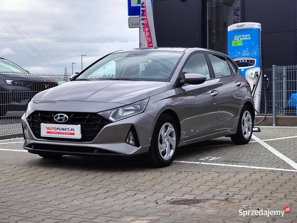 HYUNDAI i20 2021r Salon Kamera cofania FV23 nieuszkodzony