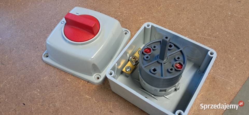 Włącznik wyłacznik krzywkowy nowy Włączniki i ściemniacze Żory sprzedam