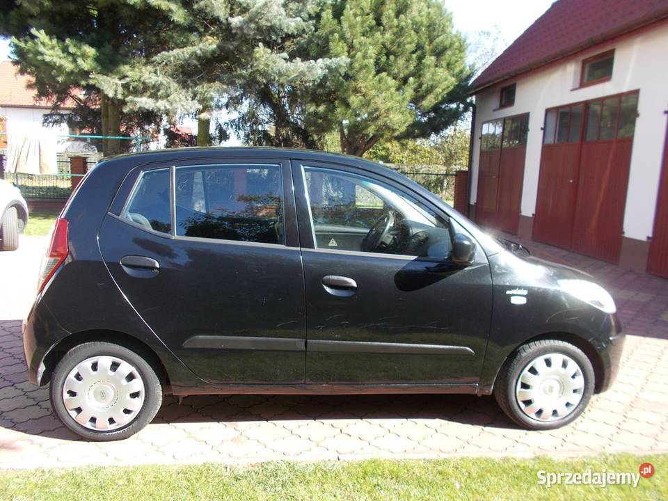 HYUNAI i10 11 benzyna 2009 r 5 drzwi ABS Uniejów sprzedam