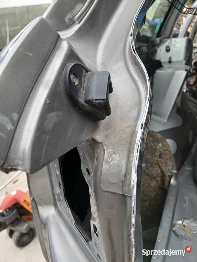 Odbój odbijak klapy bagażnika Audi A6 C5 80 B4 Szczerbice