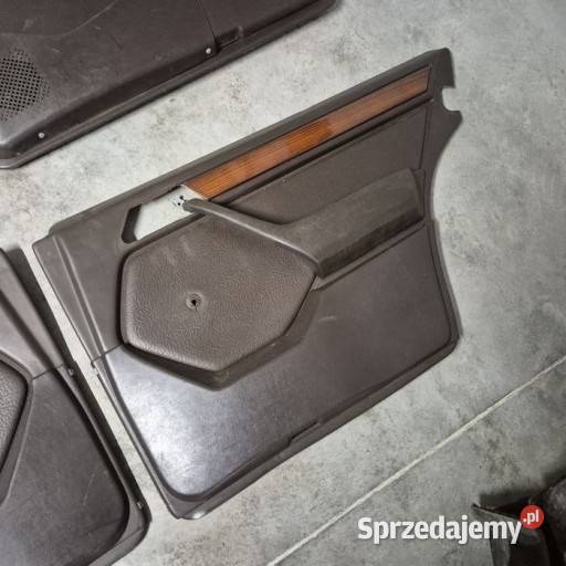 Mercedes 124 w124 sedan boczki drzwi 4 sztuki mb Fotele i kanapy zachodniopomorskie Koszalin