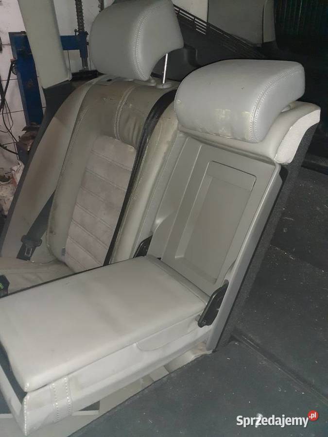 Fotele kanapa skóra jasno szara kombi passat B6