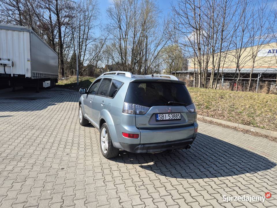 Mitsubishi Outlander 4x4 7 osób 20d 140 HAK 260 diesel śląskie Bujaków