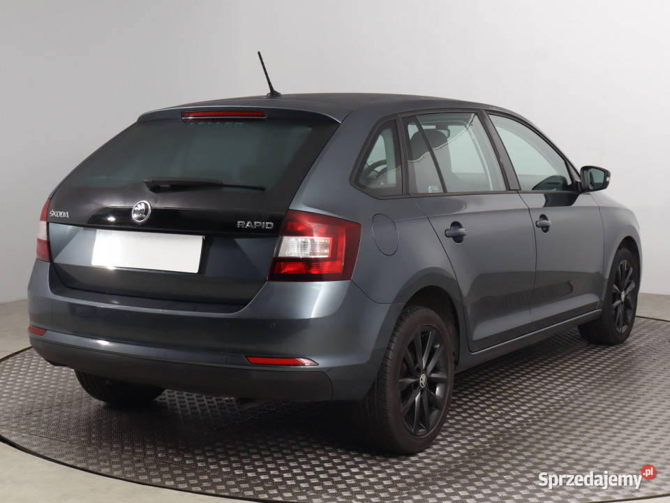 Skoda Rapid Spaceback 10 TSI Rok produkcji 2018