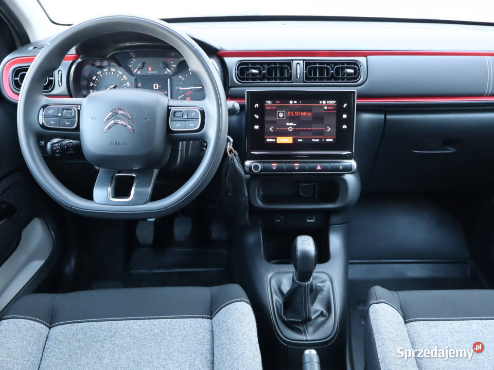 Citroen C3 12 PureTech światła przeciwmgielne Katowice