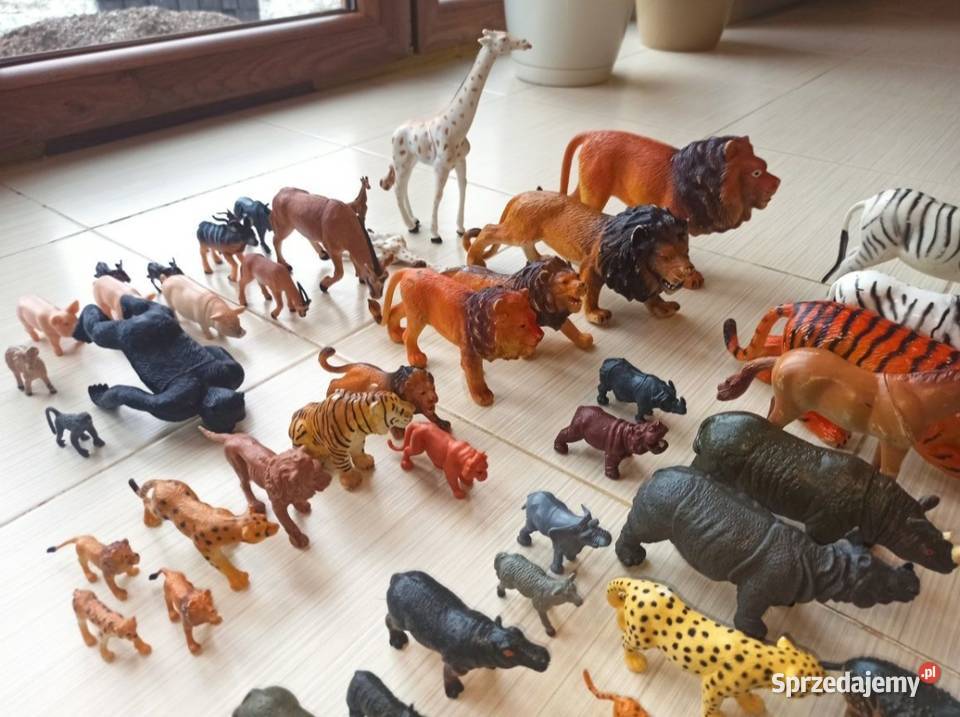 Figurki zwierząt spore stado62zabawki guma Klebark Mały