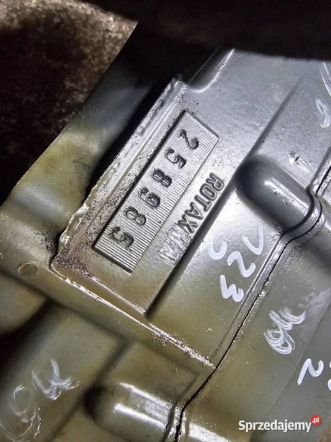 Rotax 123 kartery połówki silnika karter lewy