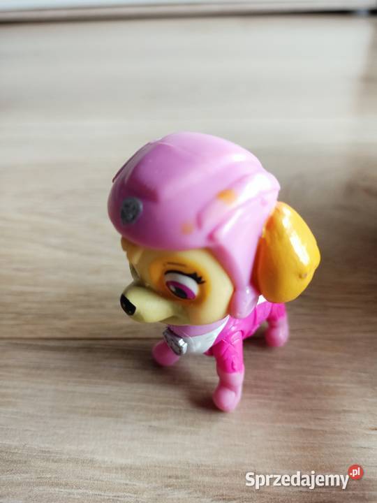 Figurka Psi Patrol Skye z autorakietą Plastik  Figurki Płock sprzedam