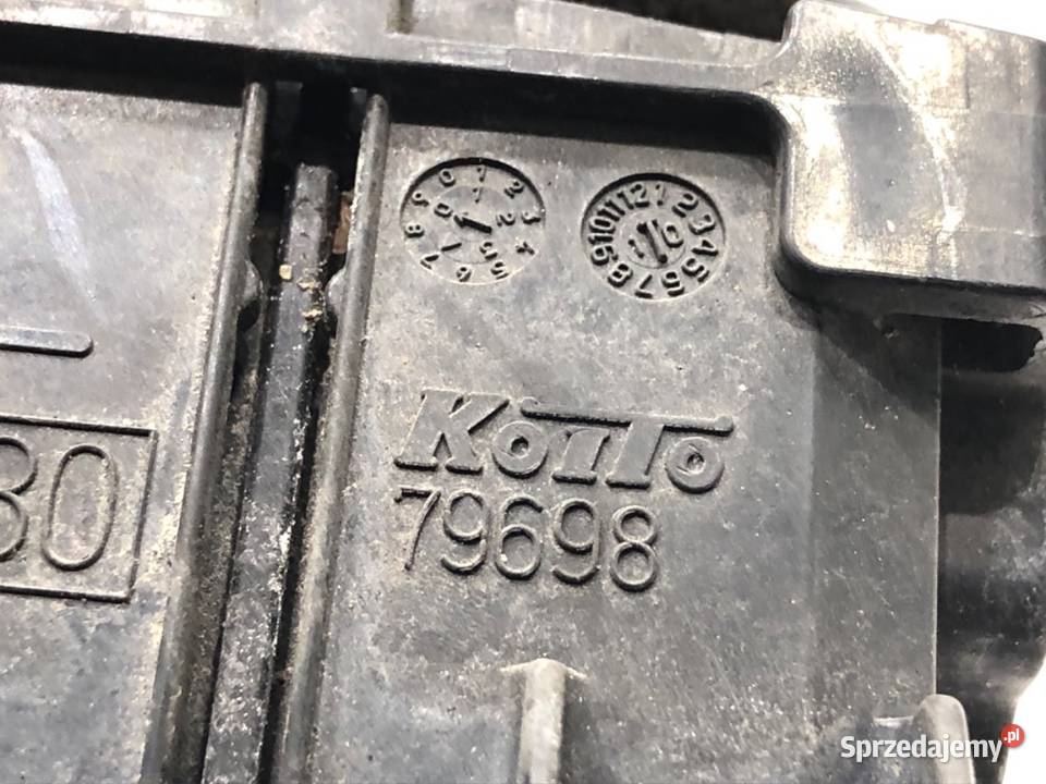 SPRYSKIWACZ REFLEKTORA LEWY PRZÓD LEXUS CT Spryskiwacze reflektorów