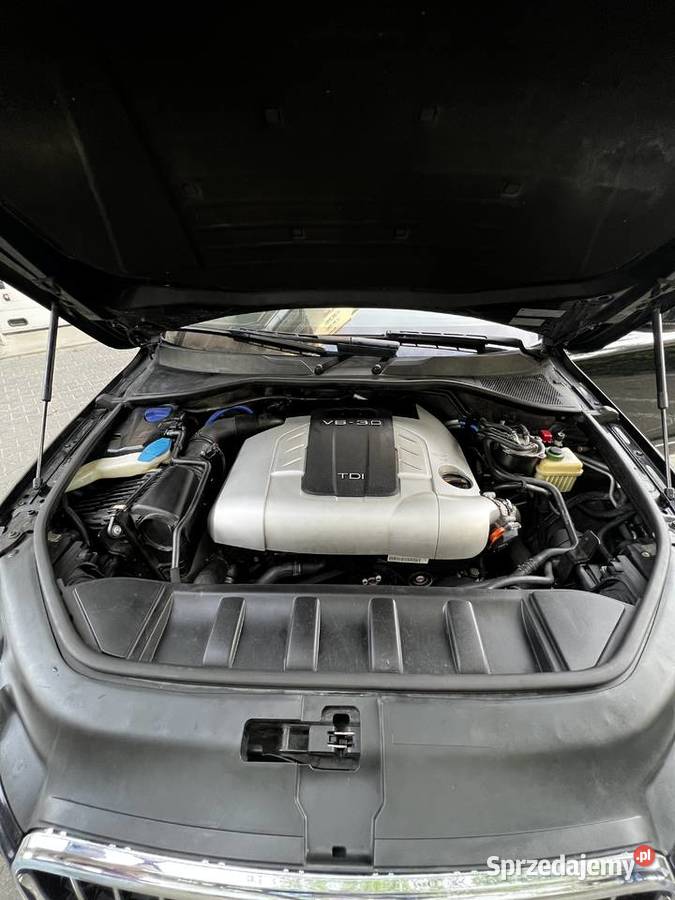 Elegancki SUV z sportowym charakterem AUDI Q7 Warszawa