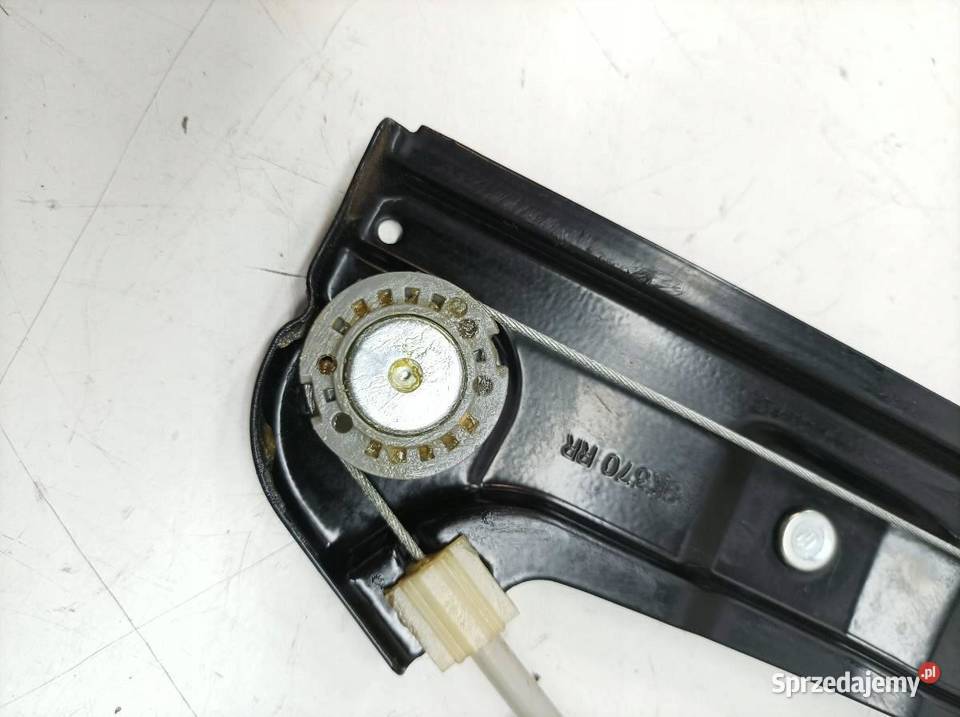MECHANIZM SZYBY PRAWY TYŁ 5Q0950408D Skoda Kamiq osobowe