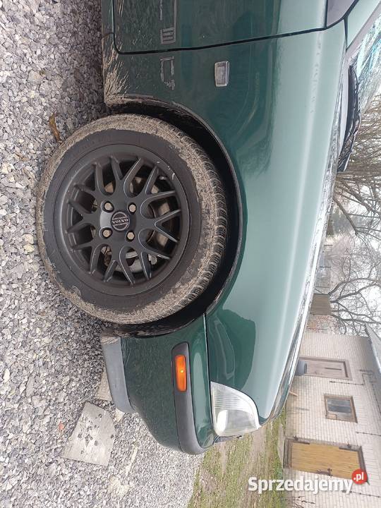 Volvo V40 19 T4 turbo 200 koni 1997 zmieniarka CD Kazimierz Dolny sprzedam