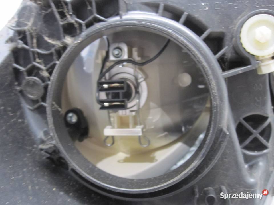 CITROEN DS3 12r lampa prawa przód 9673814380 świętokrzyskie Kielce