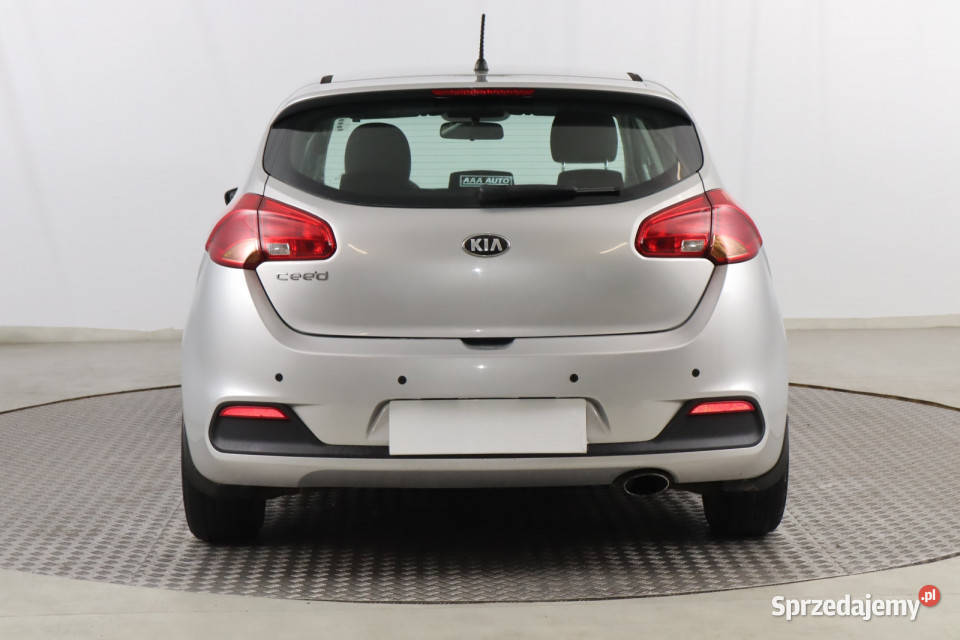 Kia Ceed 14 CVVT manualna Zabrze